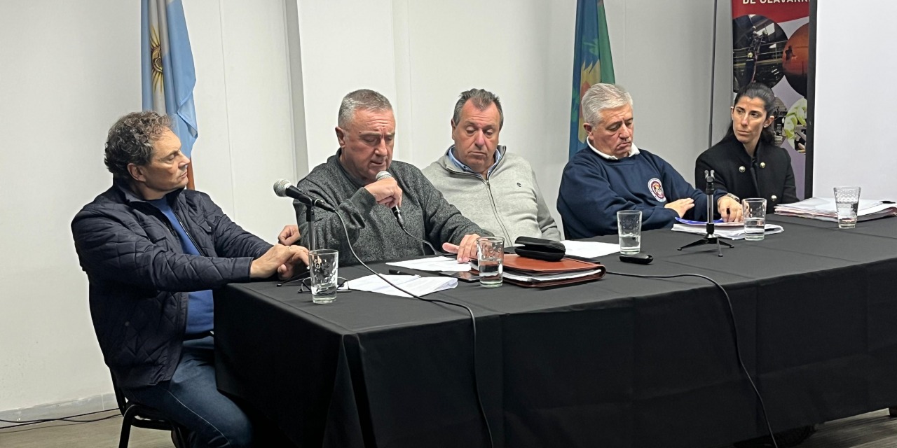 La conduccin de Bomberos sali a dar explicaciones